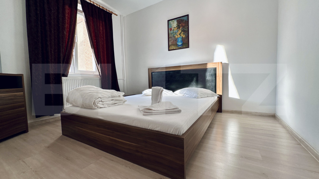 Apartament cu 3 camere, decomandat, etaj 3/4, dublă orienta