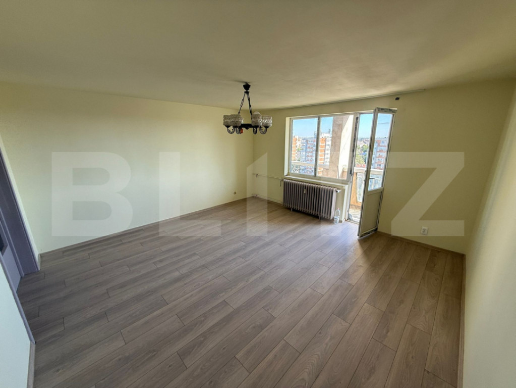 Apartament 3 camere, 104 mp, zona KM 0