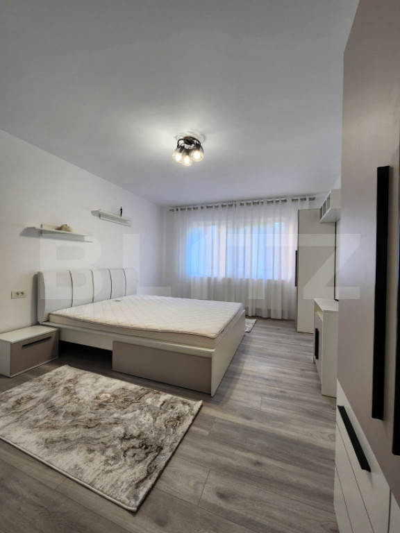 Apartament de inchiriat, 50 mp, 3 camere, zona Consul