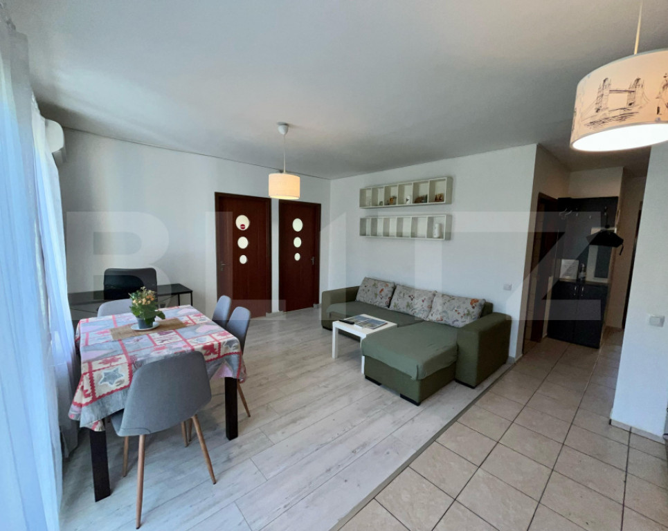 Apartament 3 camere, 58 mp, parcare, zona Florilor