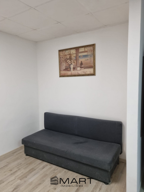 Garsoniera mobilata si utilata zona Broscarie