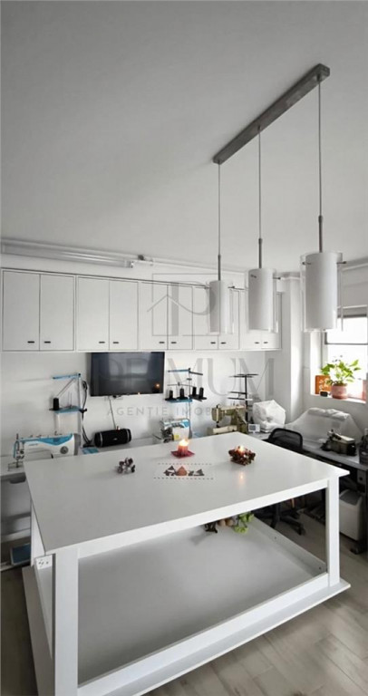 GIROC - 2 Camere - ETAJ 1 - Bloc nou - Mobilat - Utilat