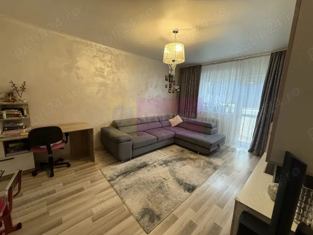 Apartament 3 camere zona Titan-Buhusi Mobilat Utilat