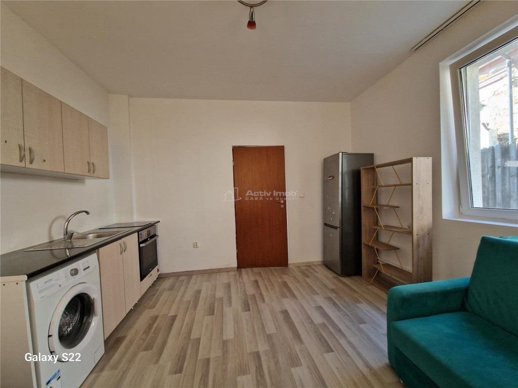 2 camere la casa zona Grivitei, Berzei- str. Mircea Vulcane