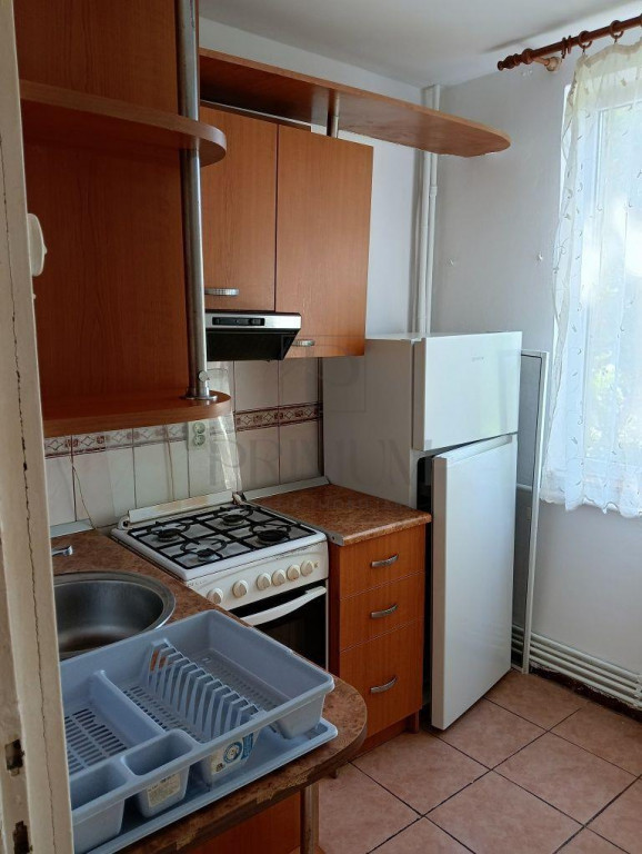 SPITALUL JUDETEAN - ETAJ 2 - LIFT - 3 CAMERE - CENTRALA PROP