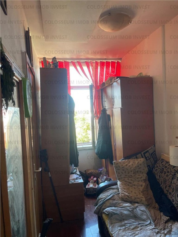 COLOSSEUM: Camera cu baie Astra