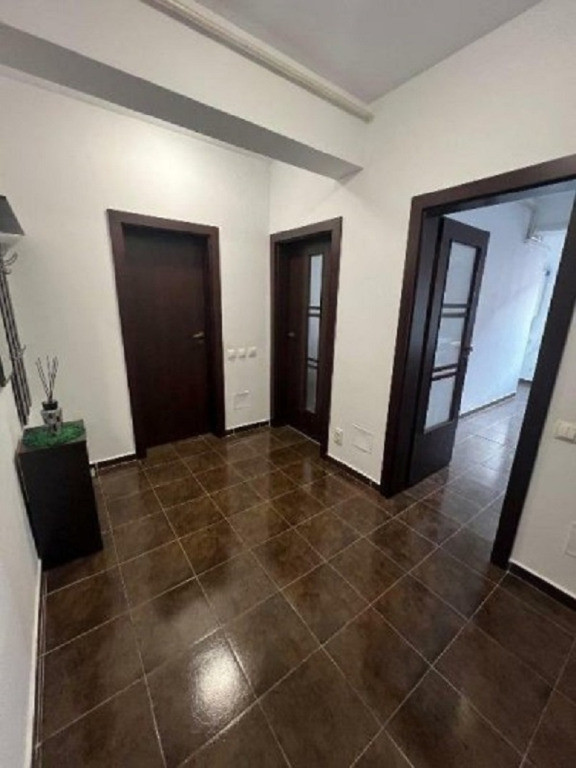 Apartament 2 camere mobilat| zona foarte buna