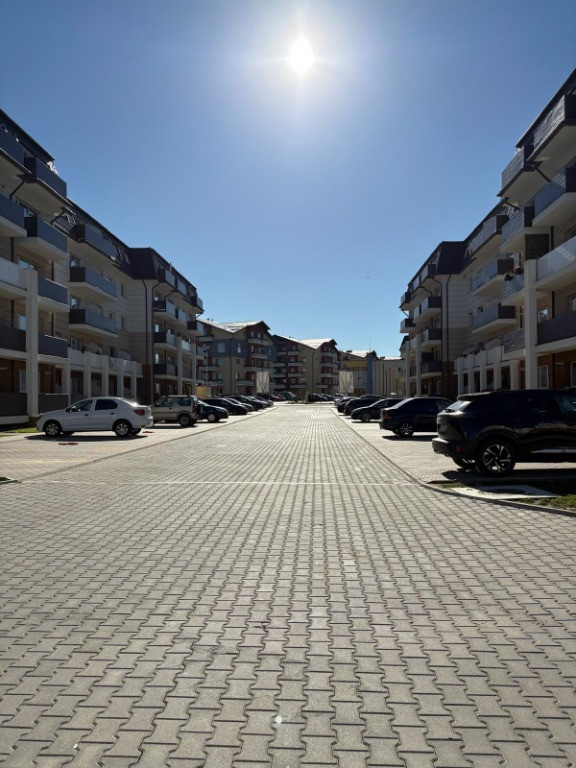 Apartament 3 camere Dezvoltator