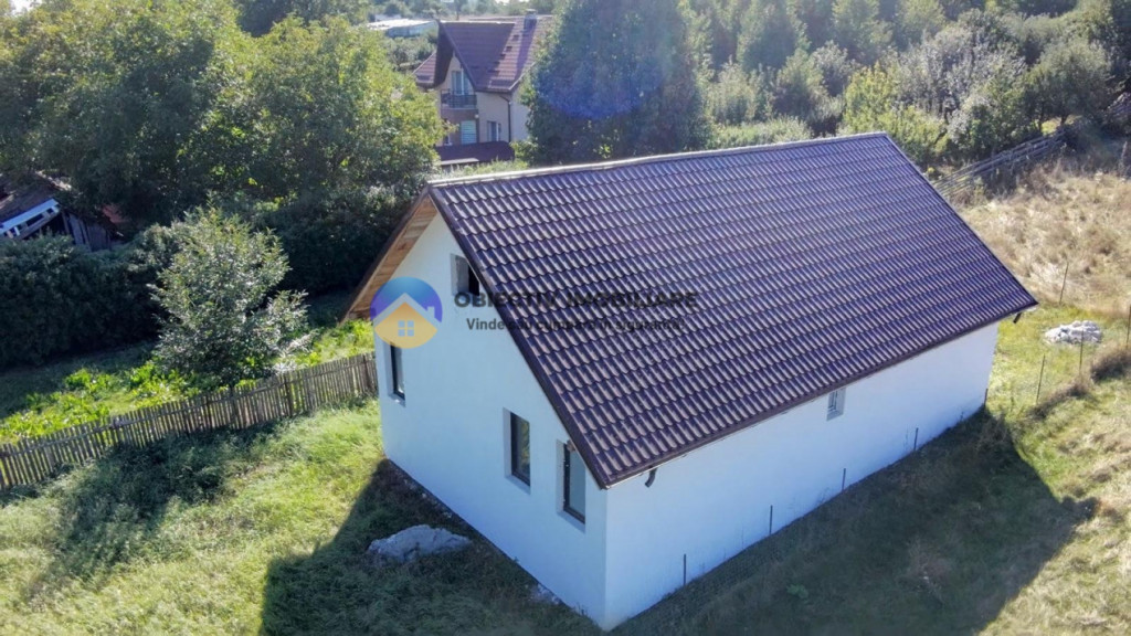 Casa cu teren de vânzare în Piatra Neamț – Strada Petru