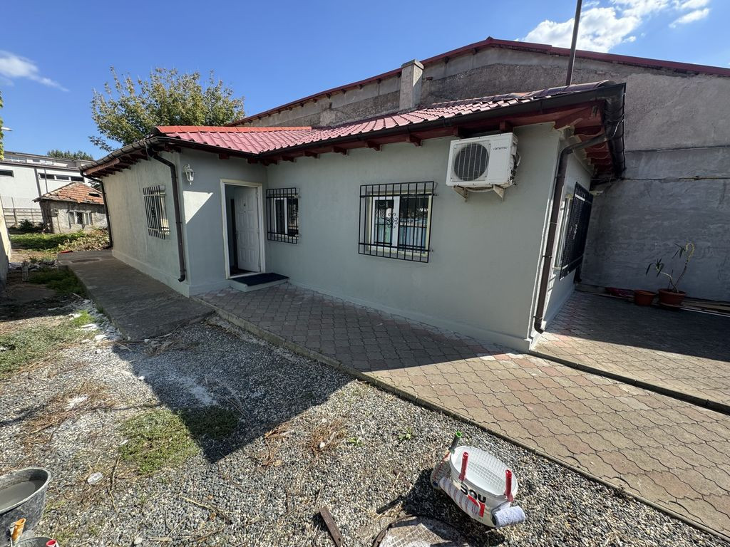 Casa 3 camere zona Trocadero