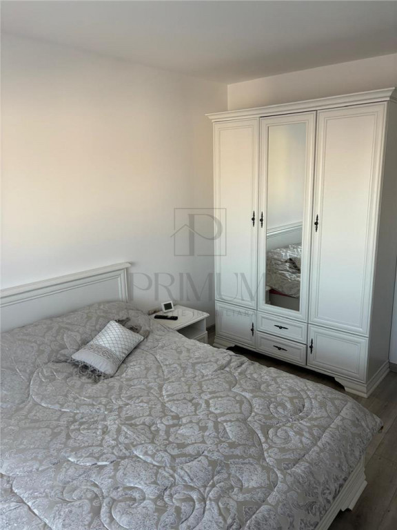 Dumbravita- duplex spatios, 4 camere, mobilat si utilat, cur