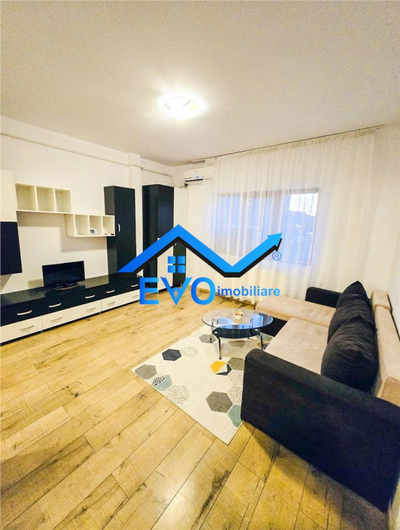 Apartament cu 2 camere, loc de parcare, zona Tatarasi