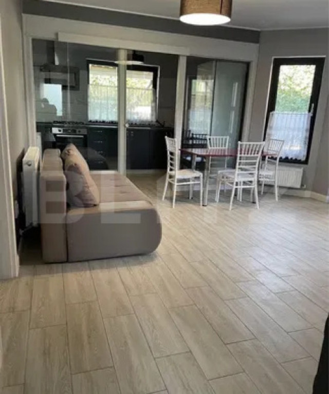 Apartament 3 camere, 56 mp - Manta Rosie