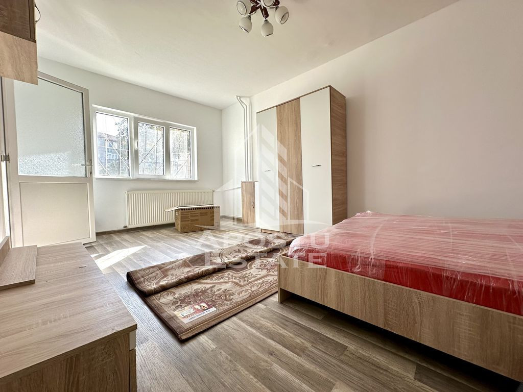 Apartament cu o camera, mobilat si utilat, situat in zona...