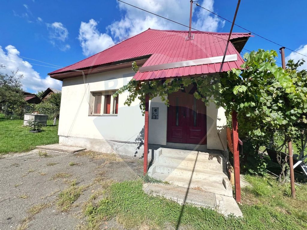 Casă de închiriat cu 2 camere în Baia Mare