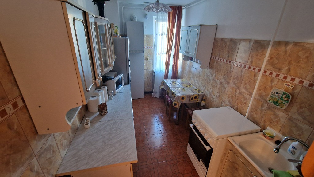 Apartament 3 camere Centru Civic