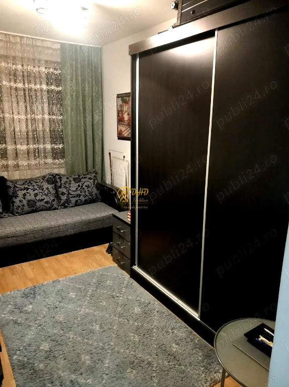 Apartament cu trei camere in zona Bularga