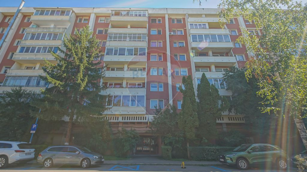 De vanzare 2 camere Centrul Civic-B-dul Victoriei