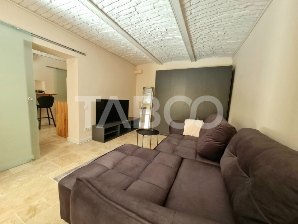 Garsoniera tip loft semidecomandata de vanzare in zona Ultra