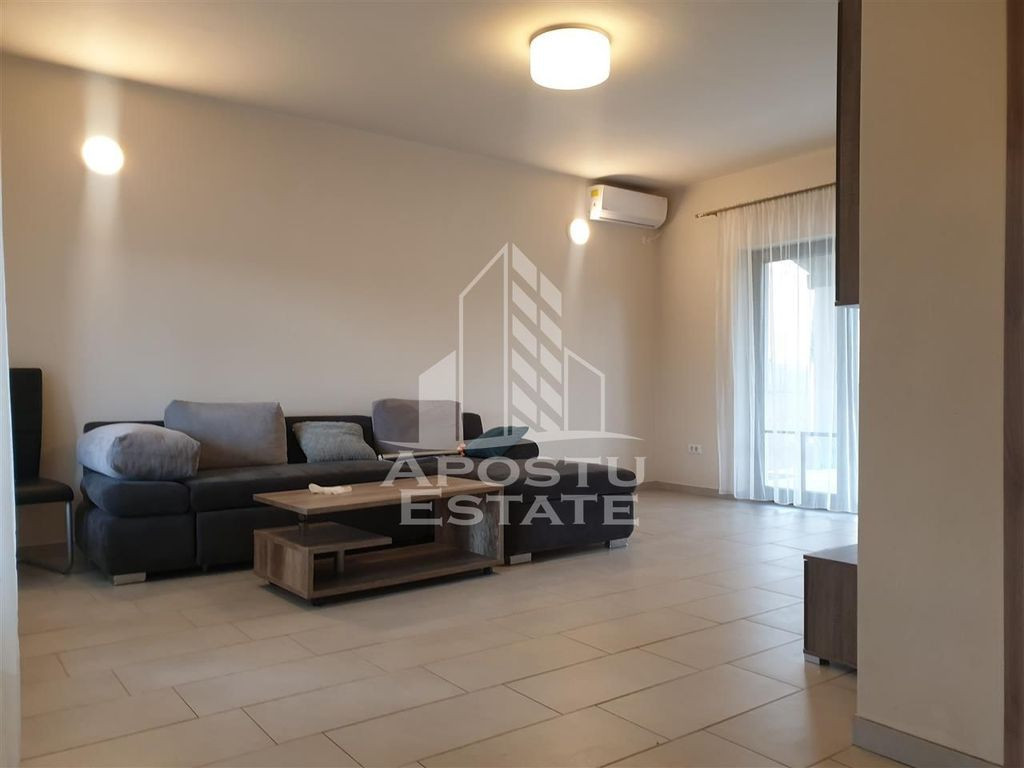 Jumatate de duplex Giroc