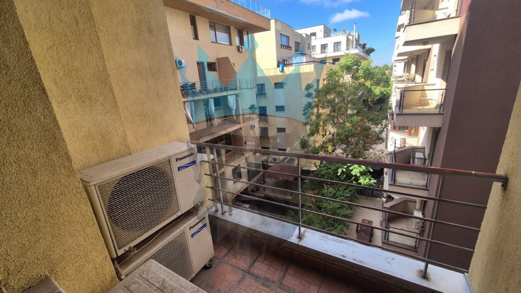 Apartament 3 Camere Herastrau