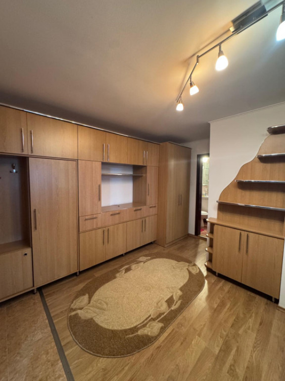 Apartament 2 camere, de inchiriat, Radauti