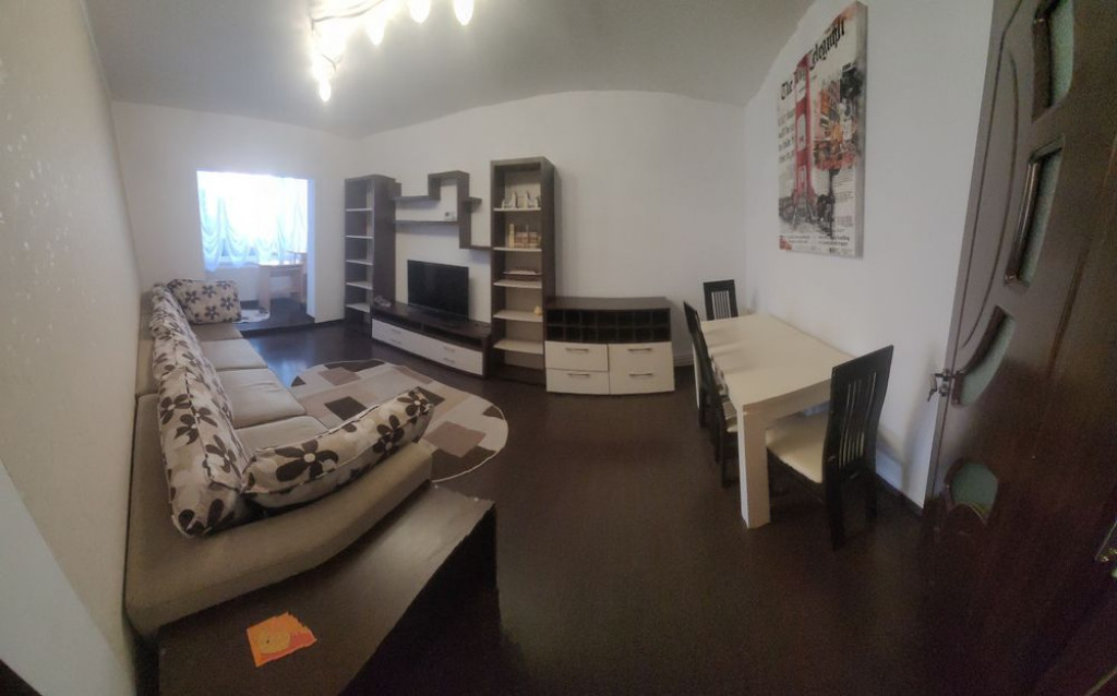 FILM! Apartament cu patru camere, etaj1, Astra, Brasov