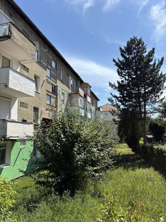 Apartament cu 2 camere de vânzare în zona Vest