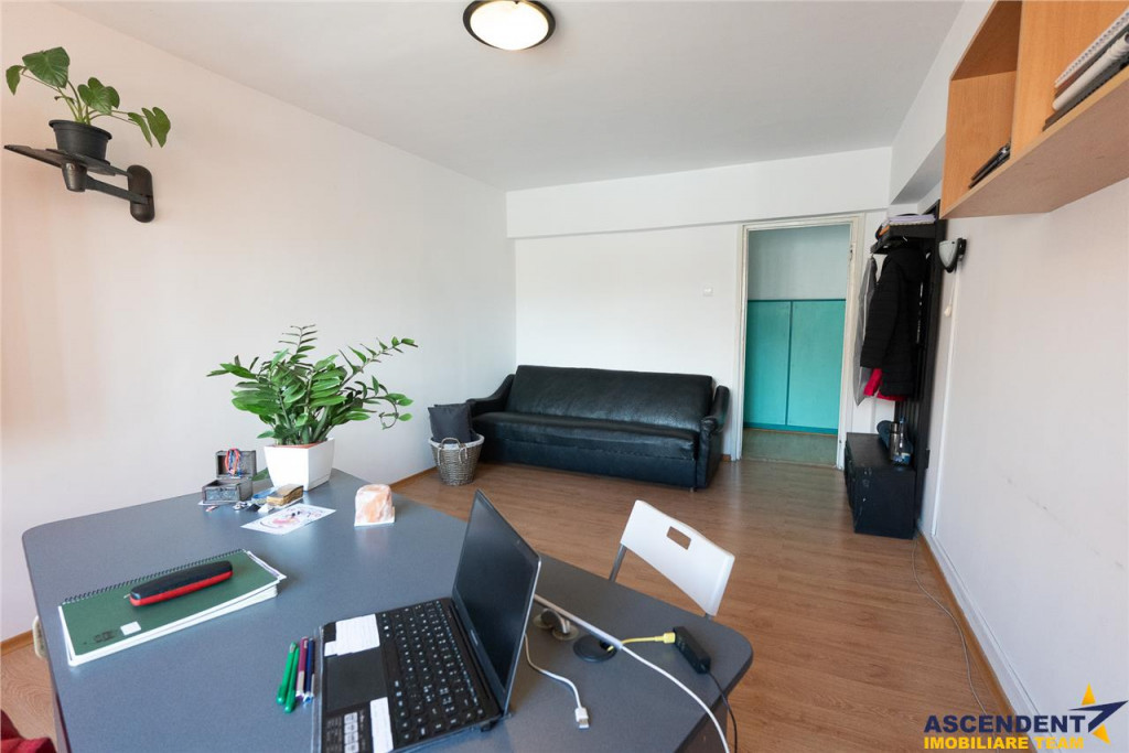 FILMTur LIVE!Spatiu Ultracentral,Sfantu Gheorghe,purtator pr