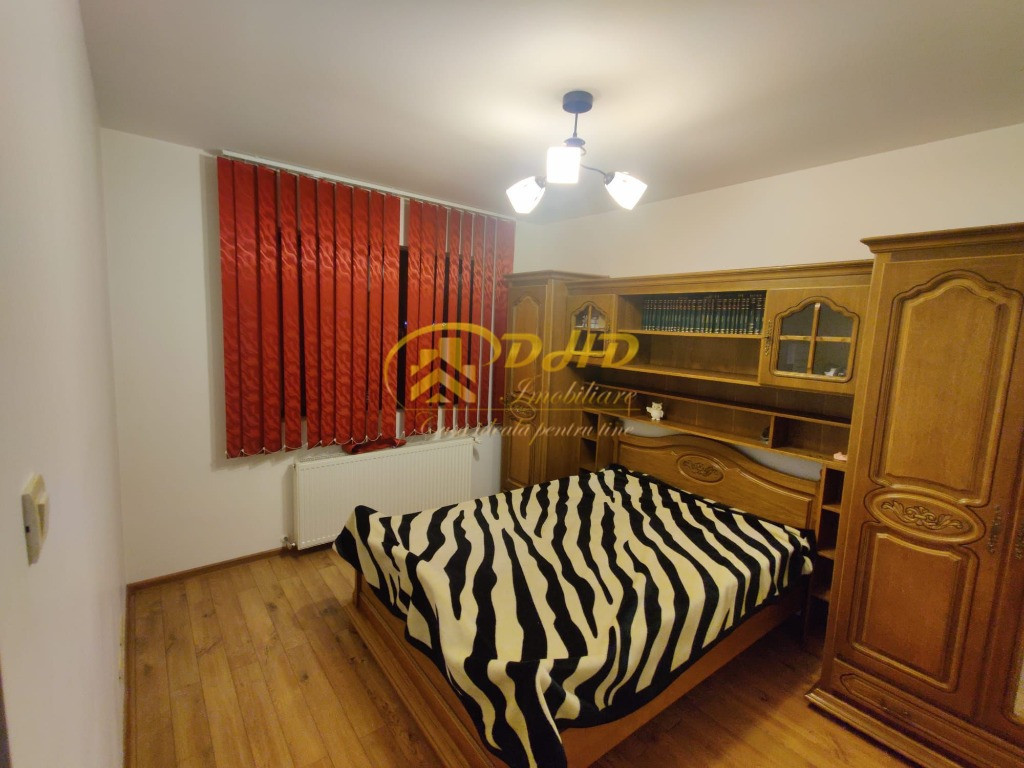 Apartament 2 camere, zona Arcu