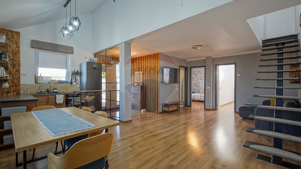 Casă tip duplex de vânzare – Str. Cavalului, cartier ...