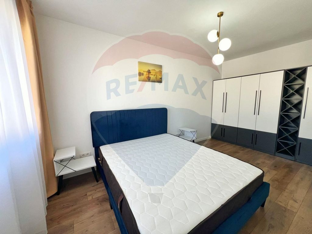 Apartament de inchiriat cu 2 camere si loc de parcare inc...