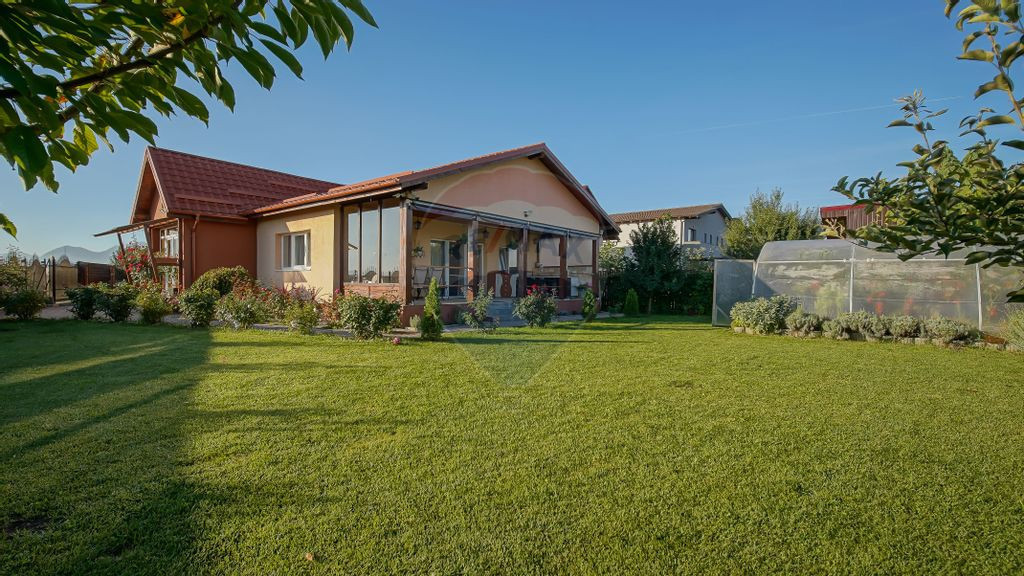 Casă parter pe teren 750 mp în Sânpetru – Comision 0%