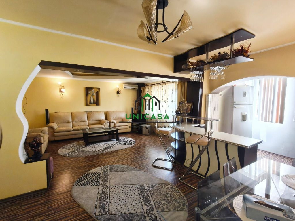 Apartament 3 camere/ Calea lui Traian Nord