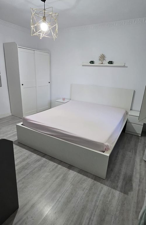 Garsoniera Luica / Piata Resita