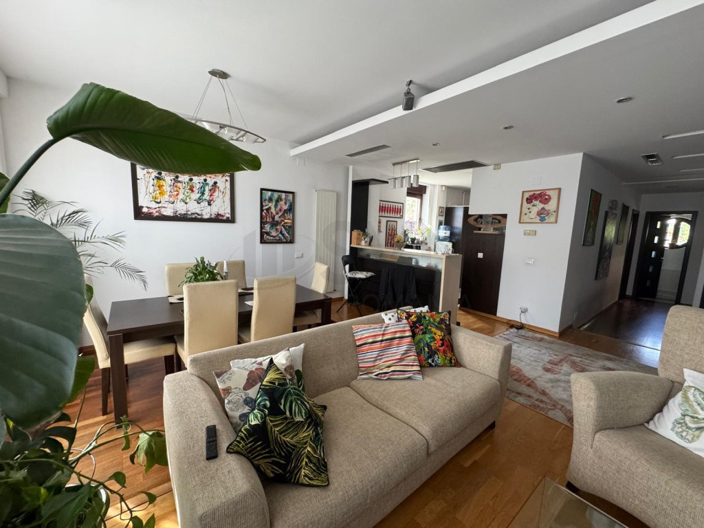 Apartament Duplex I 5 camere I Herastrau