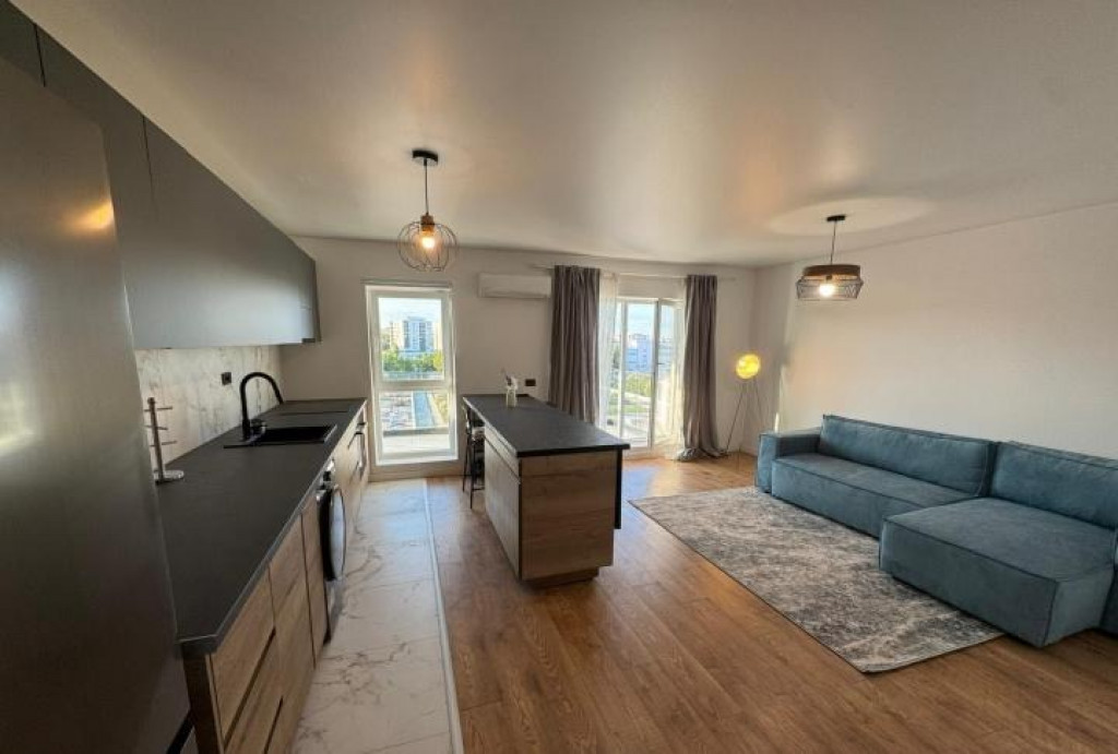 Piata sudului bloc nou la metrou