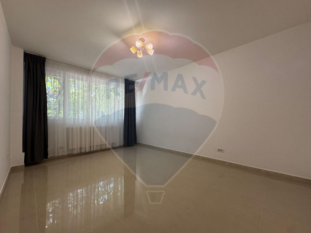 Apartament 2camere de inchiriat langa metrou