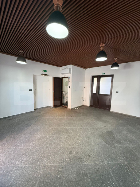 Spatiu comercial, disponibil imediat, 46 mp, zona centrala