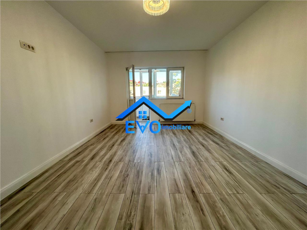 Apartament cu 3 camere de , renovat complet, Gara