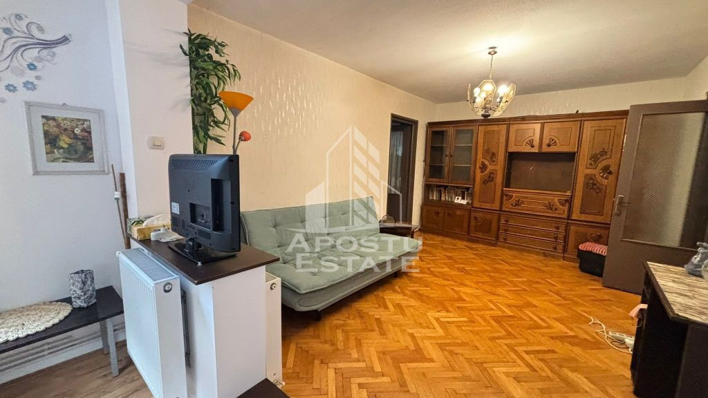 Apartament 3 camere in zona Tipografilor, etaj intermedia...