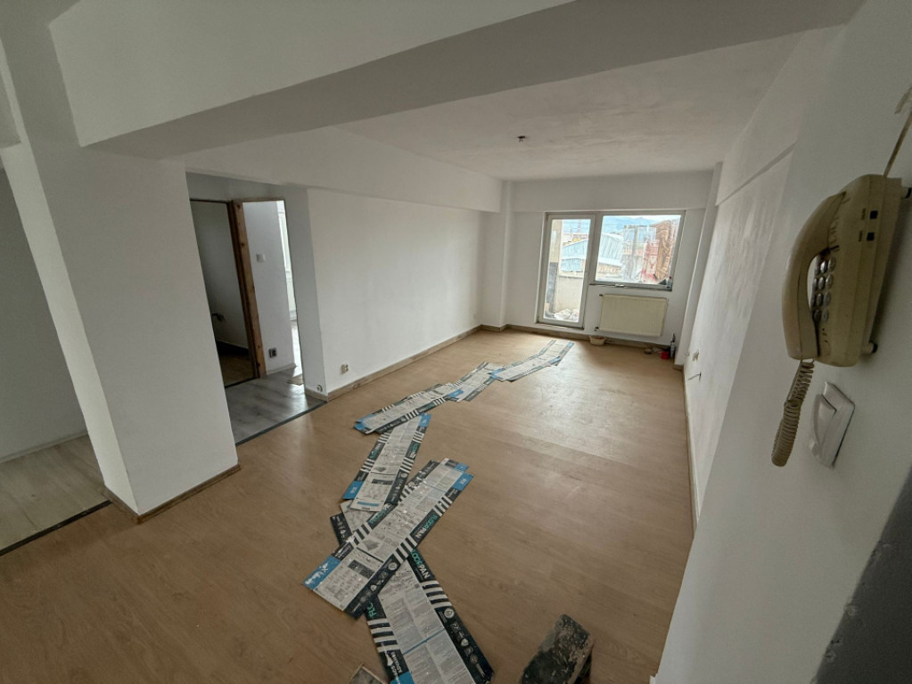 Apartament 3 camere, 74 mp, zona Regele Ferdinand