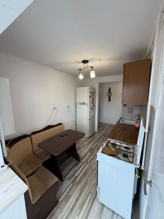 Apartament 2 camere, 54 mp, zona Liana