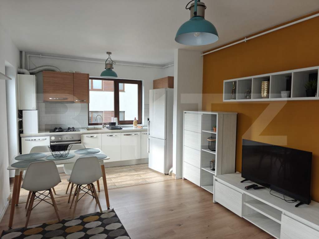 Apartament modern, 2 camere semidecomandate, zona Grand Hote