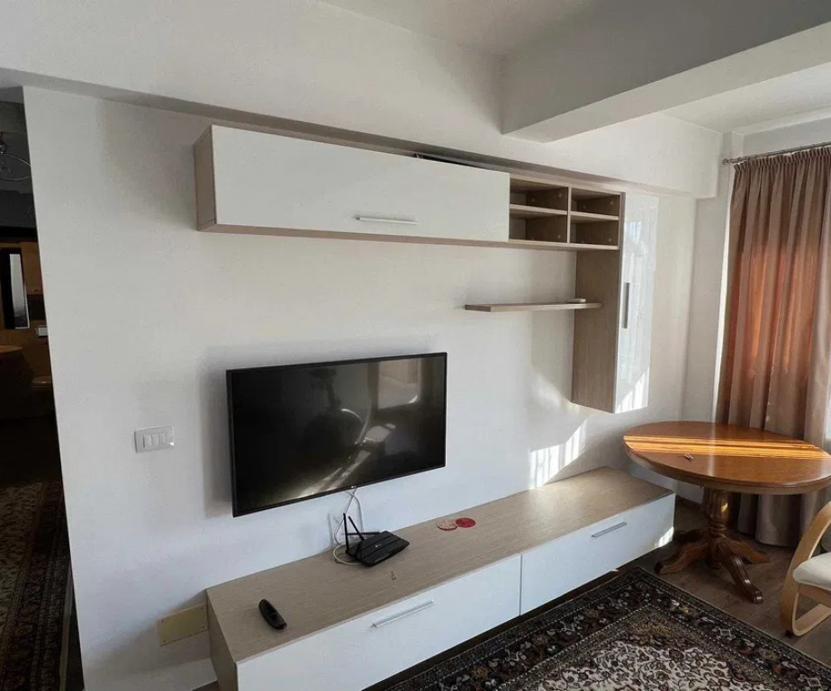 APARTAMENT 2 CAMERE, DECOMANDAT, BLOC NOU, MOBILAT SI UTILAT