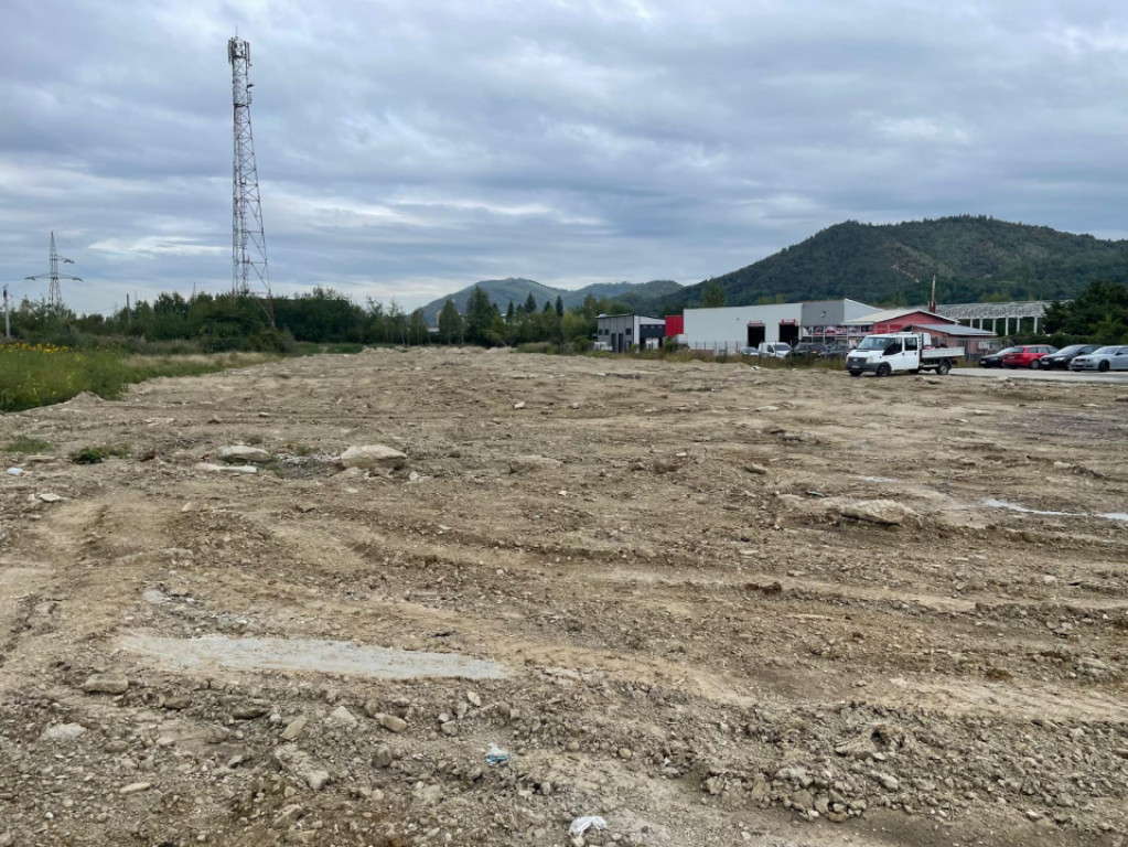 Teren intravilan, investie Hale Industriale, zona Est