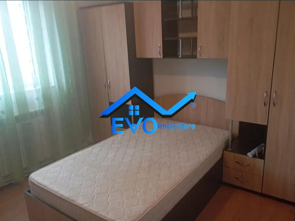 Apartament de inchiriat cu 2 camere, decomandat, etaj interm