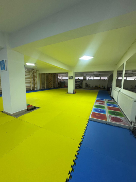 Oportunitate! Spatiu multifunctional de vanzare! Central!