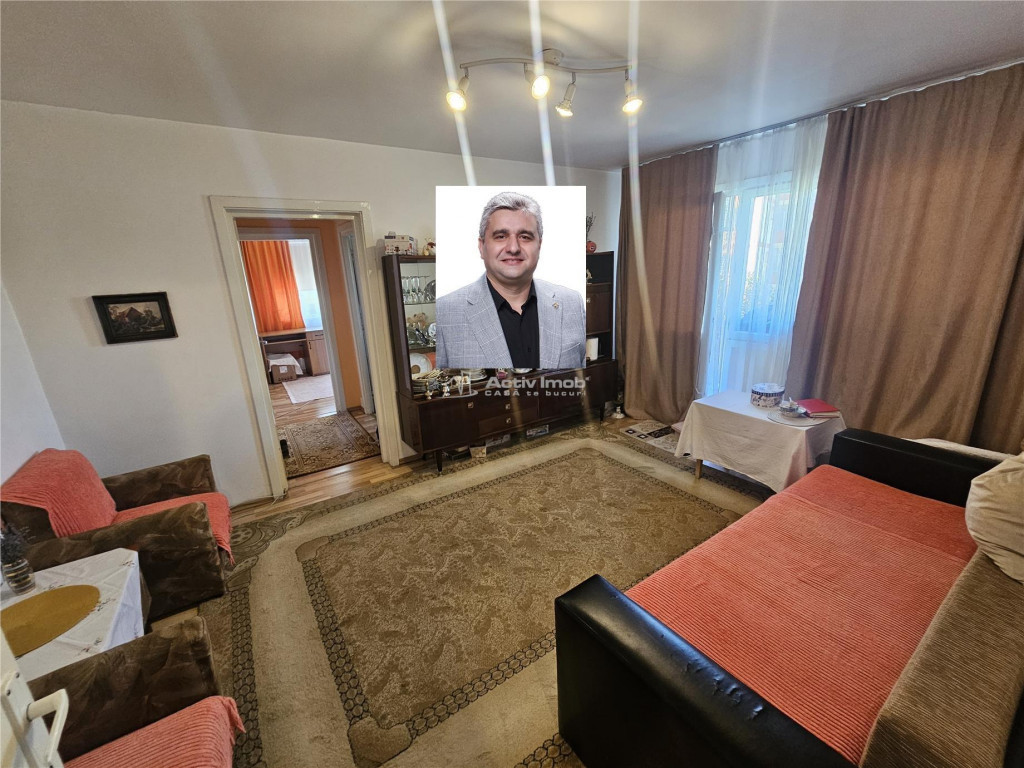 Resita, 2 Cam. Cf. 1, Et. 2, Micro 1