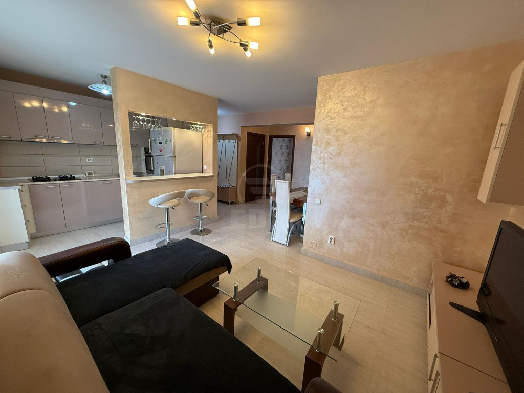 Apartament 3 camere zona Porii